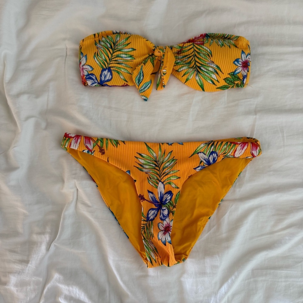 Tropical Floral Bikini Set​